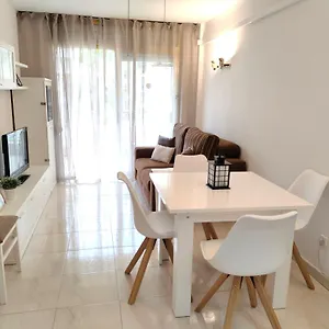 luminoso-apartamento-en-salou-ideal-para-visitar.top-hotels-tarragona.com/